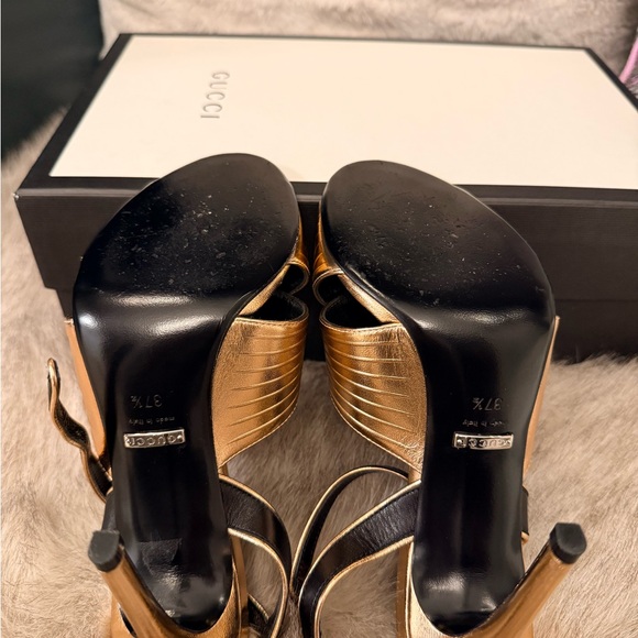 Gucci Gold and Black Women's Sandals - Picture 5 of 5